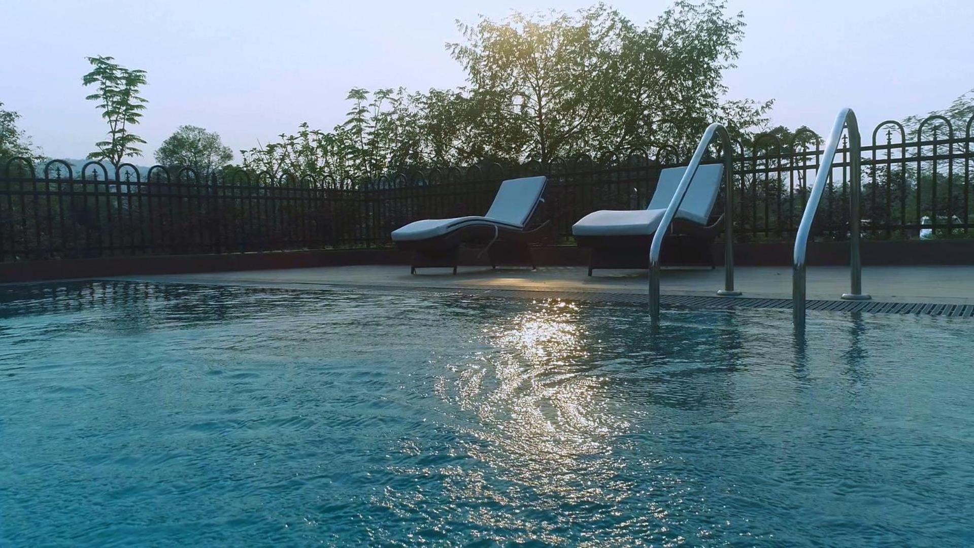 Vaani Greens Wildlife Resort, Kaziranga Kuthari Exterior foto