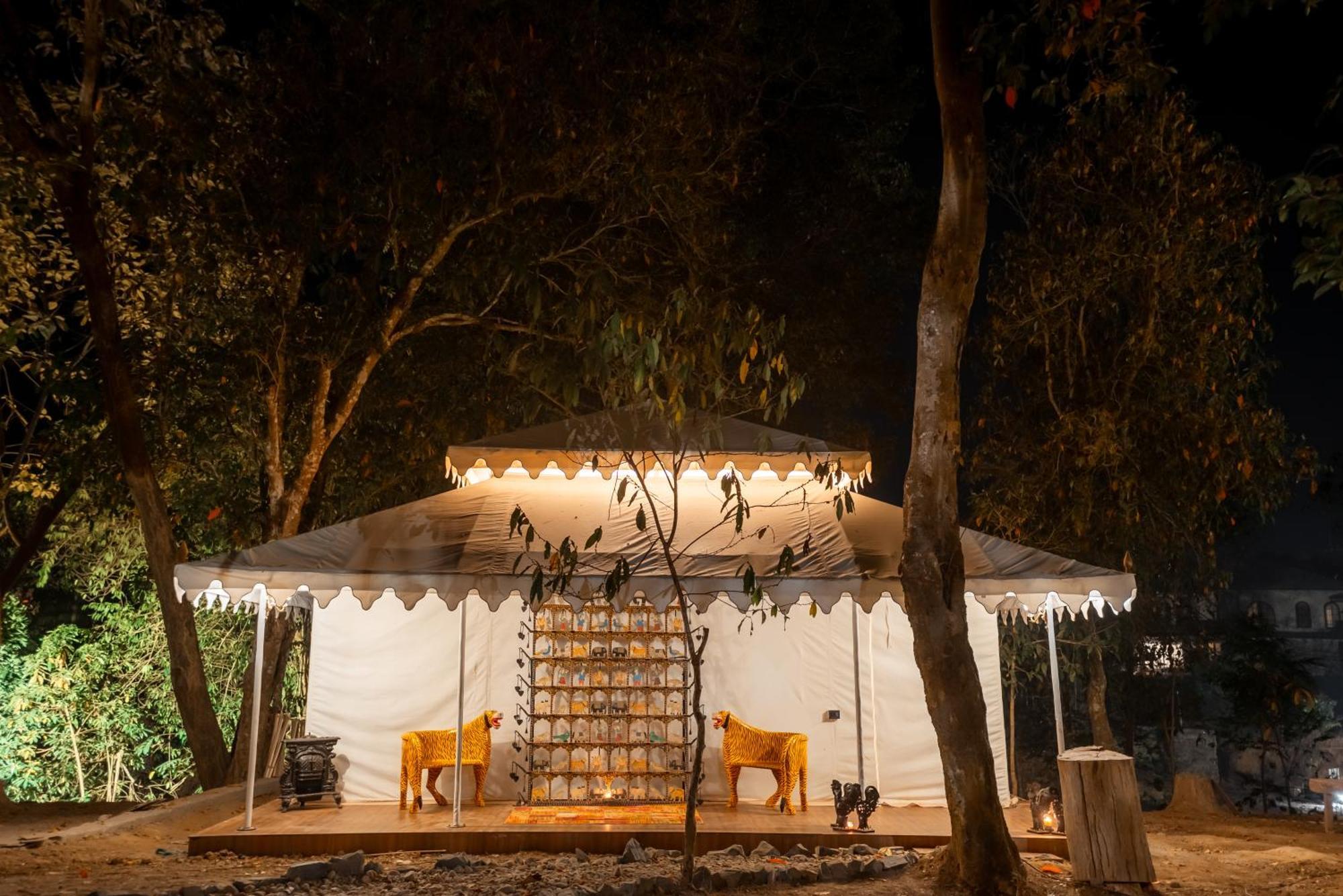 Vaani Greens Wildlife Resort, Kaziranga Kuthari Zimmer foto
